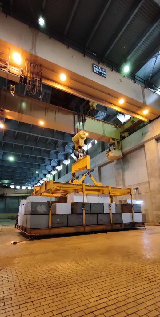 proyek PLTA Saguling load test crane 200ton
Melayani jasa LLoad Test Crane hingga 200 TON untuk wilaah Jawa dan Sumatera